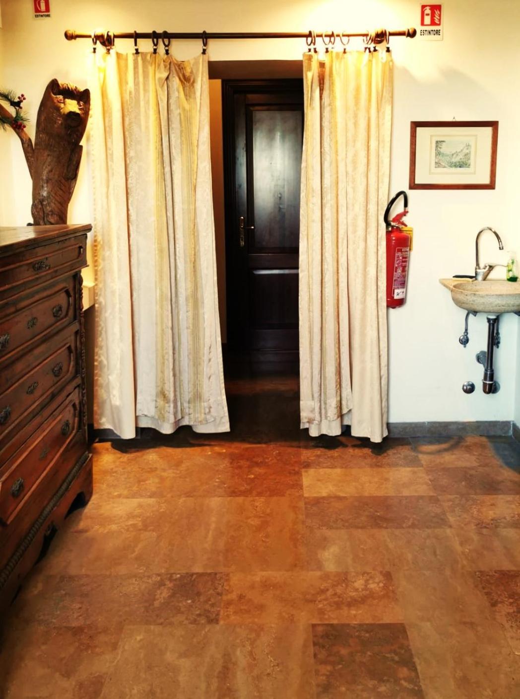 Villa Dei Romani - Country House Guidonia Montecelio ภายนอก รูปภาพ