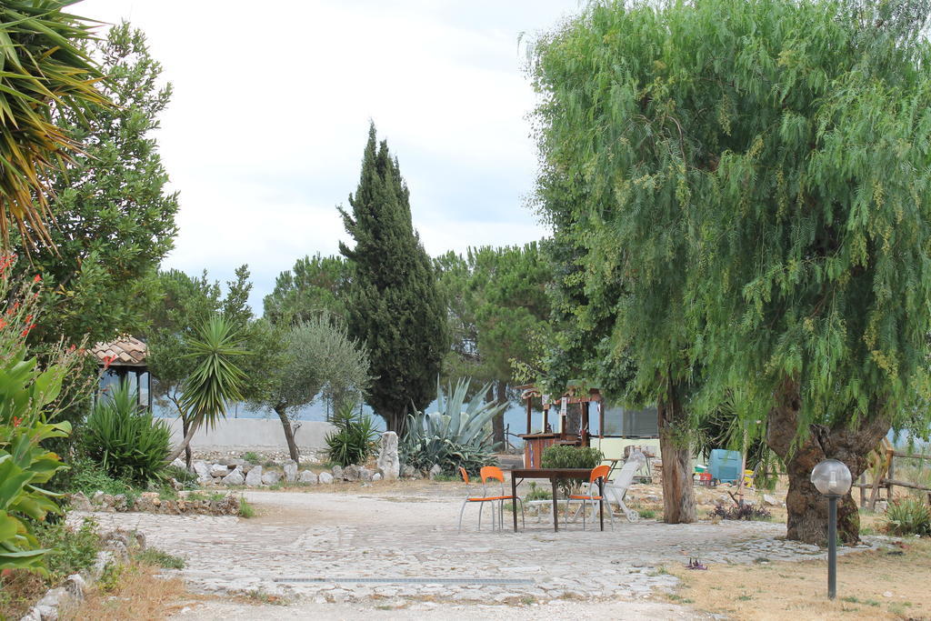Villa Dei Romani - Country House Guidonia Montecelio ภายนอก รูปภาพ